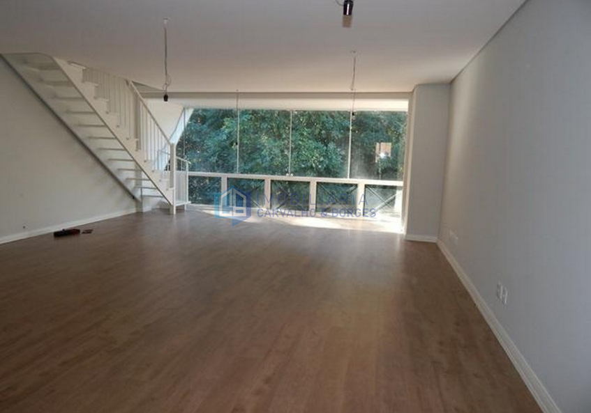 Apartamento 03 Dorm.