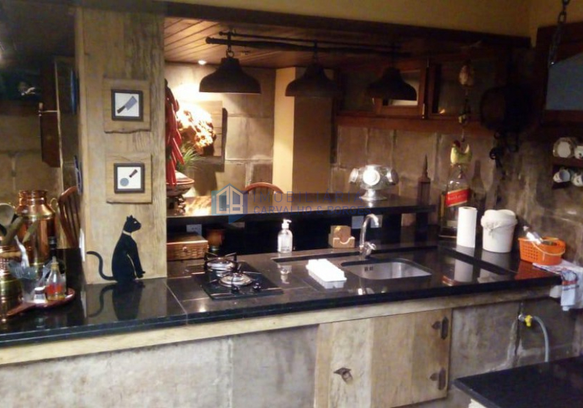 Casas  06 Dormitorios