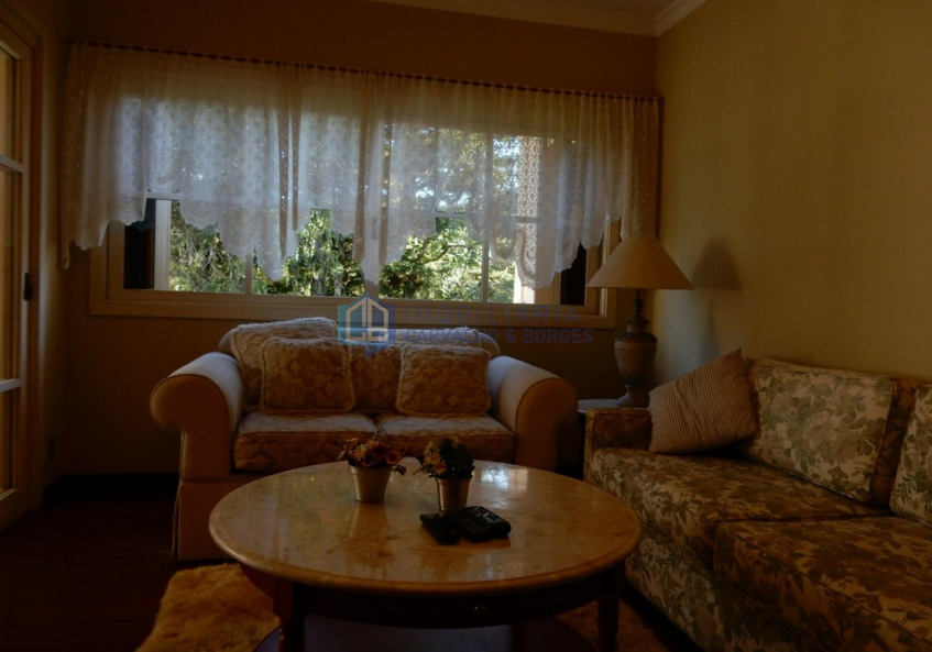 Apartamento 03 Dorm.