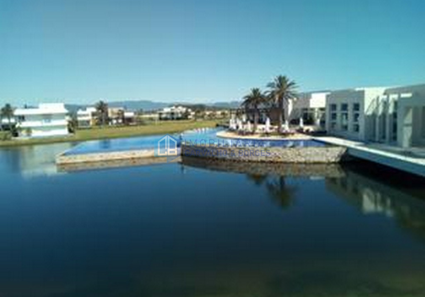 Casas  05 Dormitorios