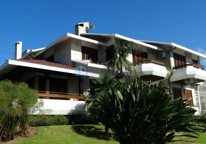 Casas  05 Dormitorios