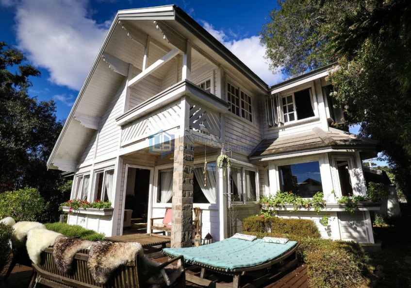 Casas  03 Dormitorios