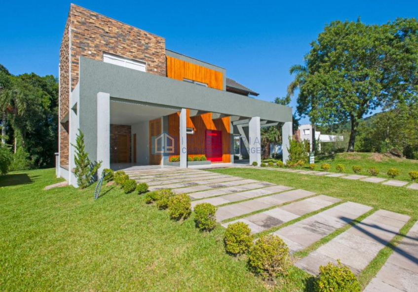 Casas  03 Dormitorios