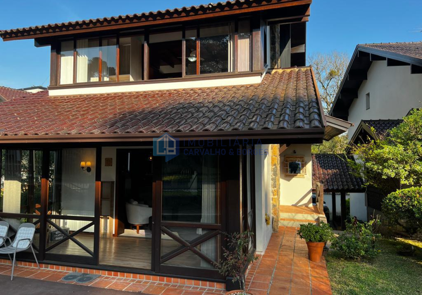 Casas  03 Dormitorios