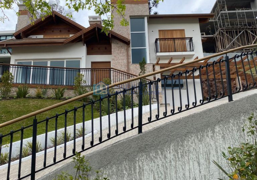 Casas  03 Dormitorios