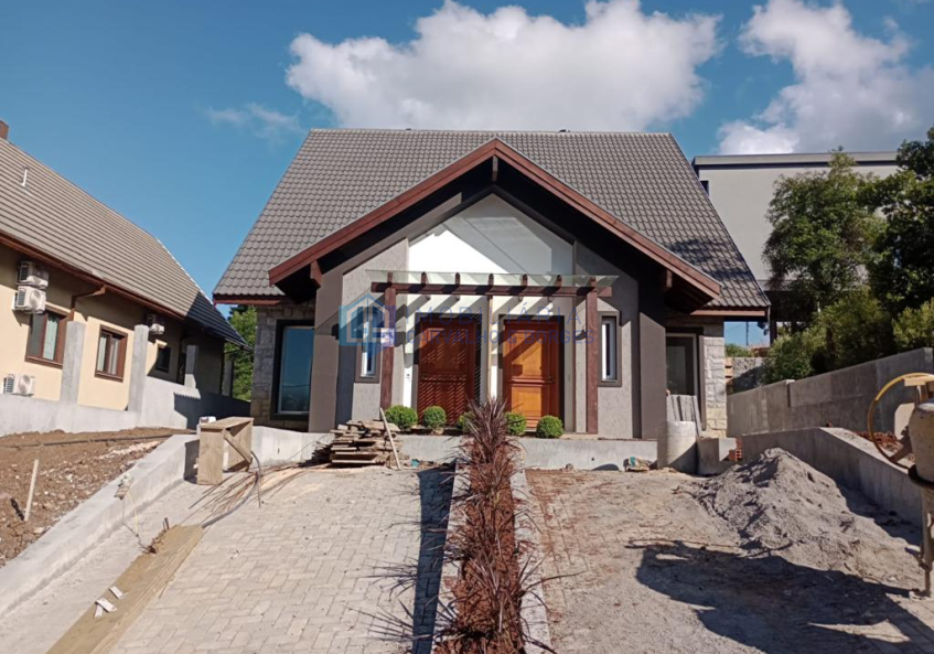 Casas  03 Dormitorios