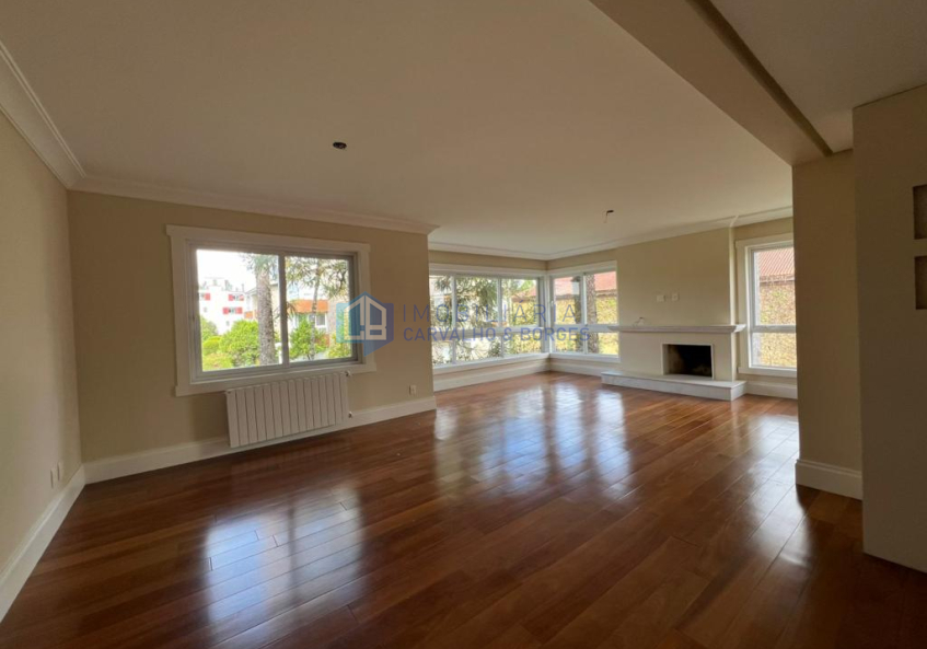 Apartamento 03 Dorm.